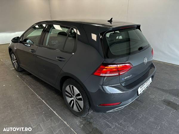 Volkswagen Golf e-Golf - 13