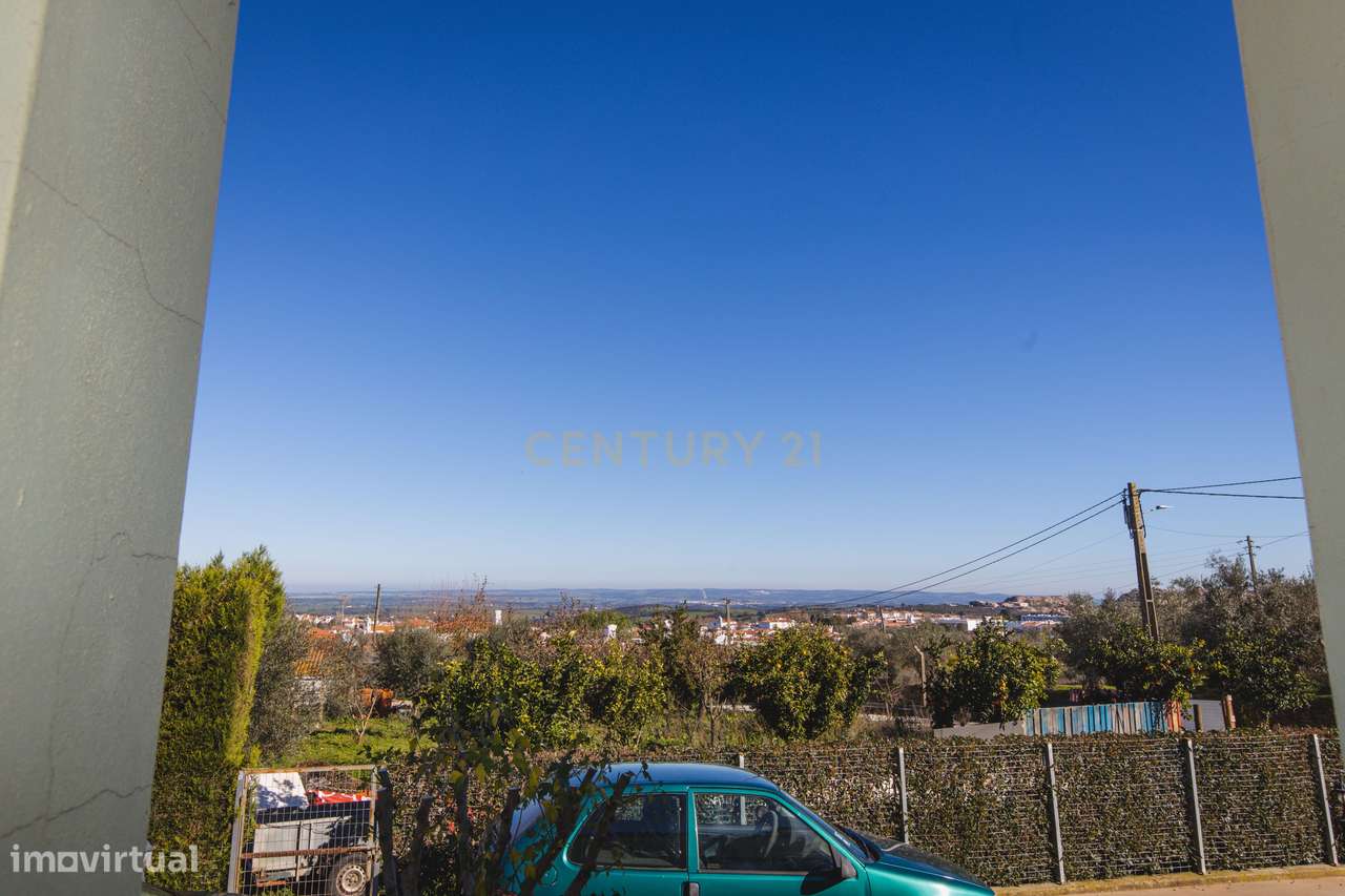 Moradia Térrea T4+1-16