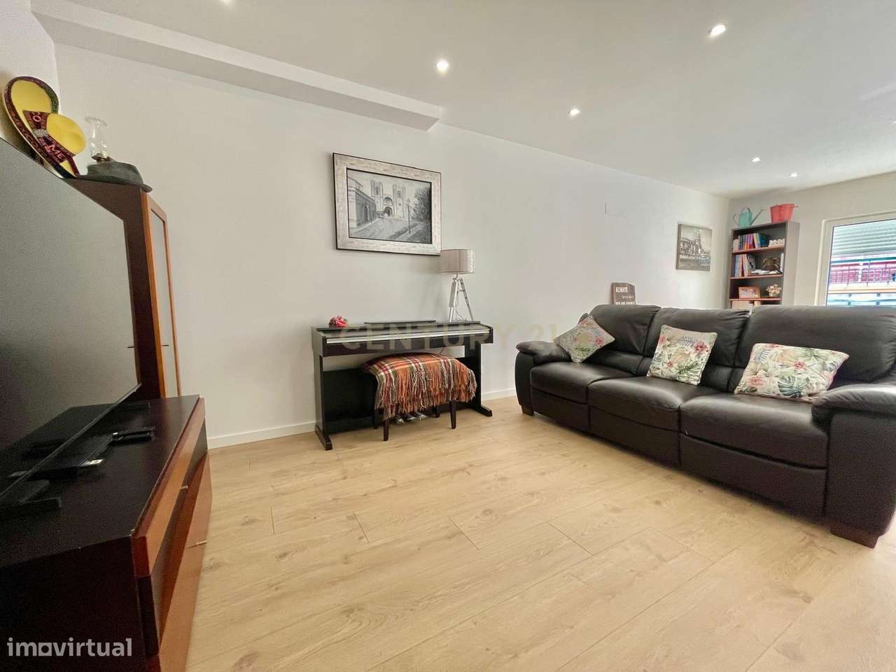 Apartamento T1 Novo - Conforto e Elegância na Zona de Sintra - Grande imagem: 5/41