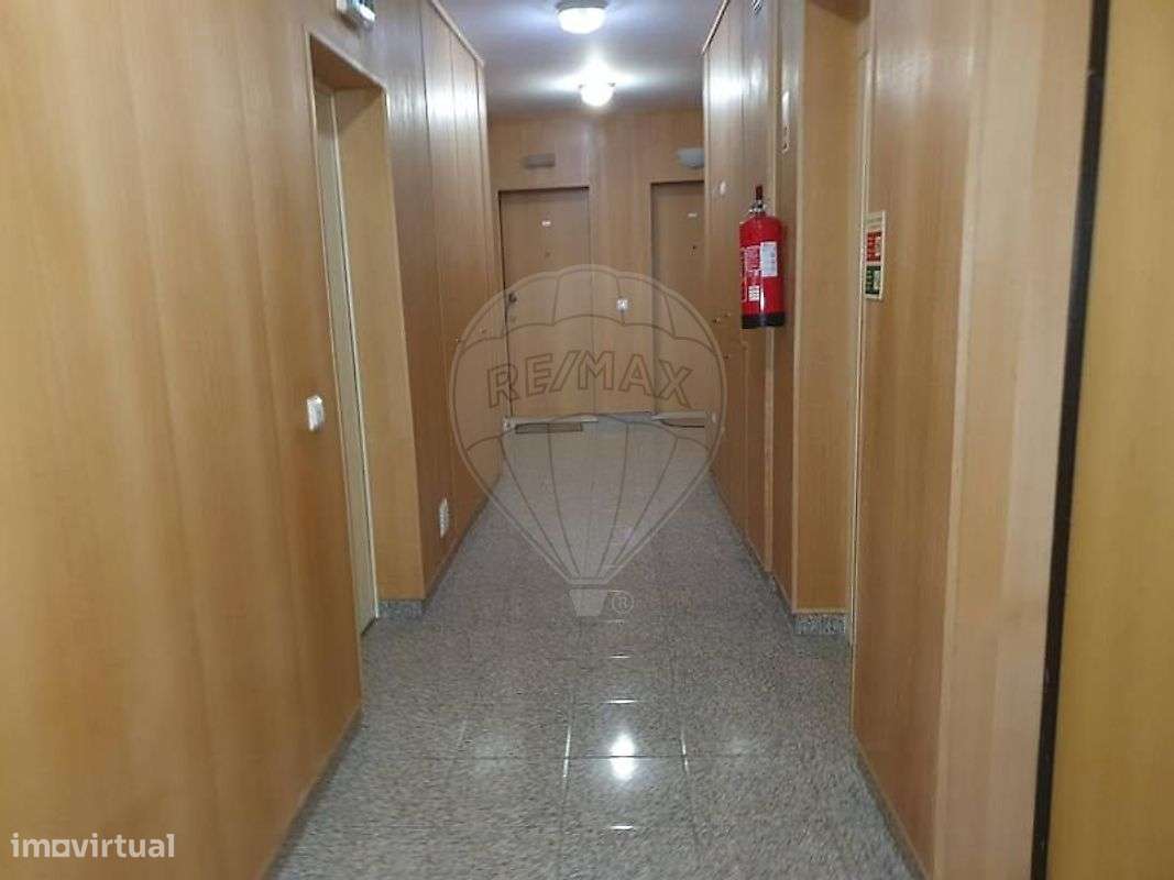 Apartamento T1 para venda - Grande imagem: 2/8