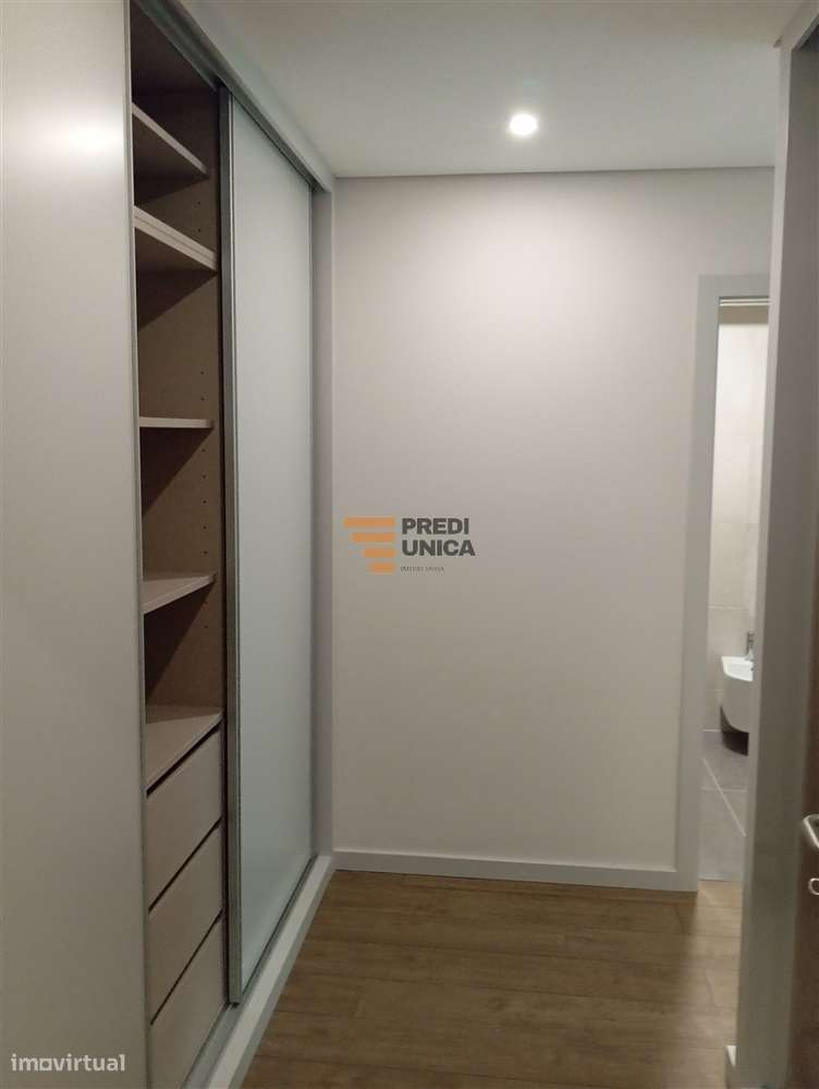 Apartamento T3 Venda em Cedofeita, Santo Ildefonso, Sé, Miragaia, São-22