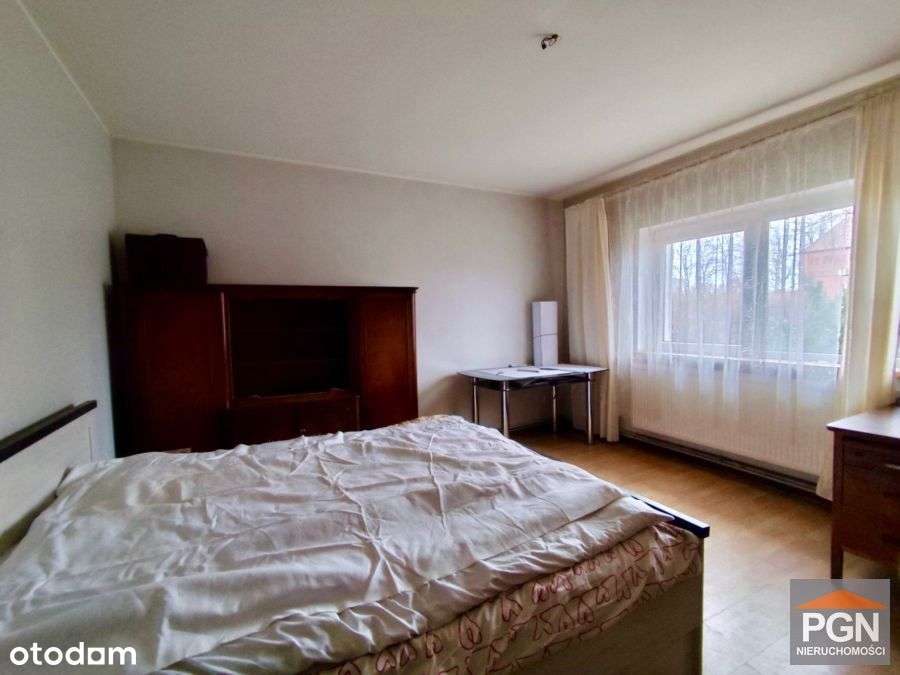 Połowa domu blisko centrum z działką-7