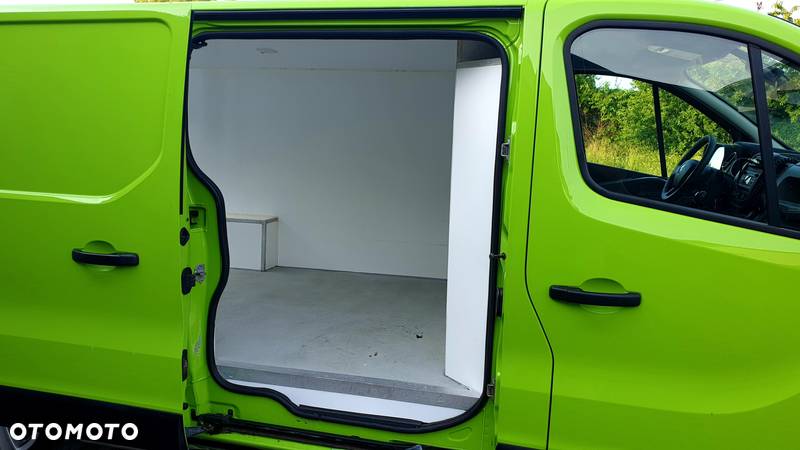 Renault Trafic - 12