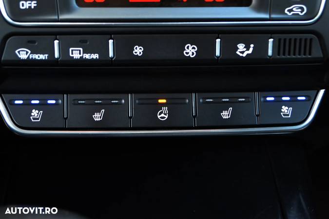 Kia Sorento 2.2 CRDi AWD Aut. Platinum Edition - 18
