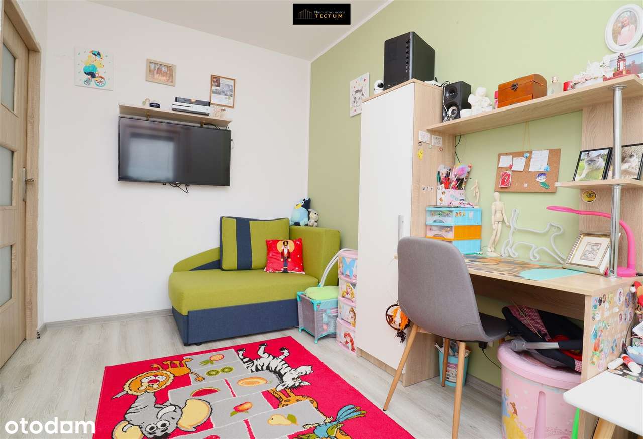 3-POKOJOWE BEZCZYNSZOWE MIESZKANIE Z GARAŻEM NA SPRZEDAŻ W ROGOŹNIE-6