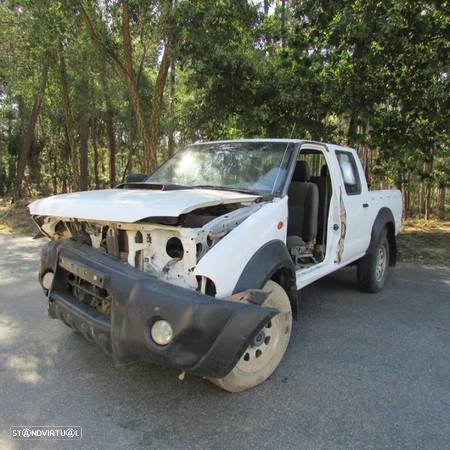 Nissan D22 2.5 DCI (133 CV) de 2011 - Peças Usadas (6741) - 2