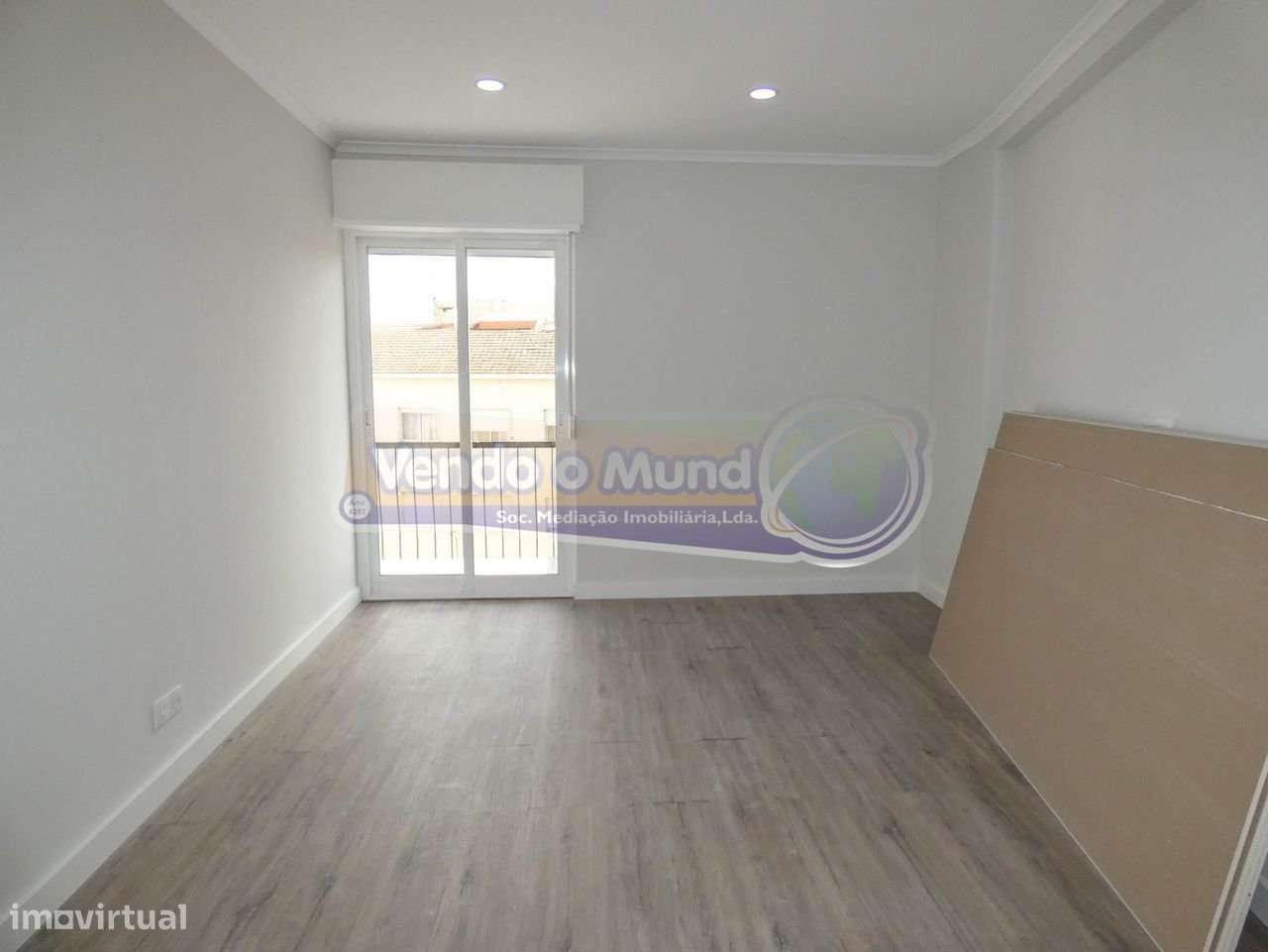 Apartamento T3 em Odivelas (ODI016)-11