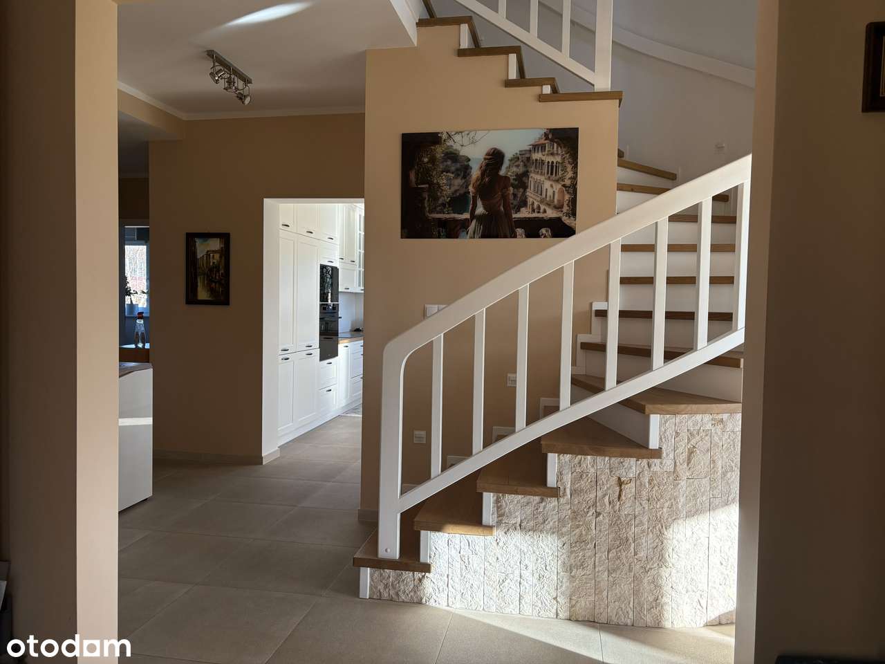 Nowoczesny nowy dom w Ustroniu, otwarta przestrzeń, wysoki standard - Pełny obrazek: 2/12