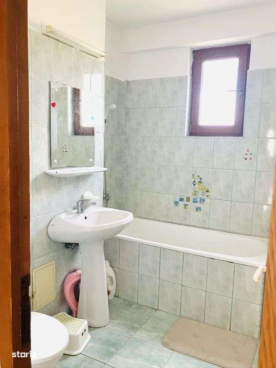 Apartament cu 3 camere in zona Cetatea Fetei , etaj intermediar - Imagine principală: 3/7