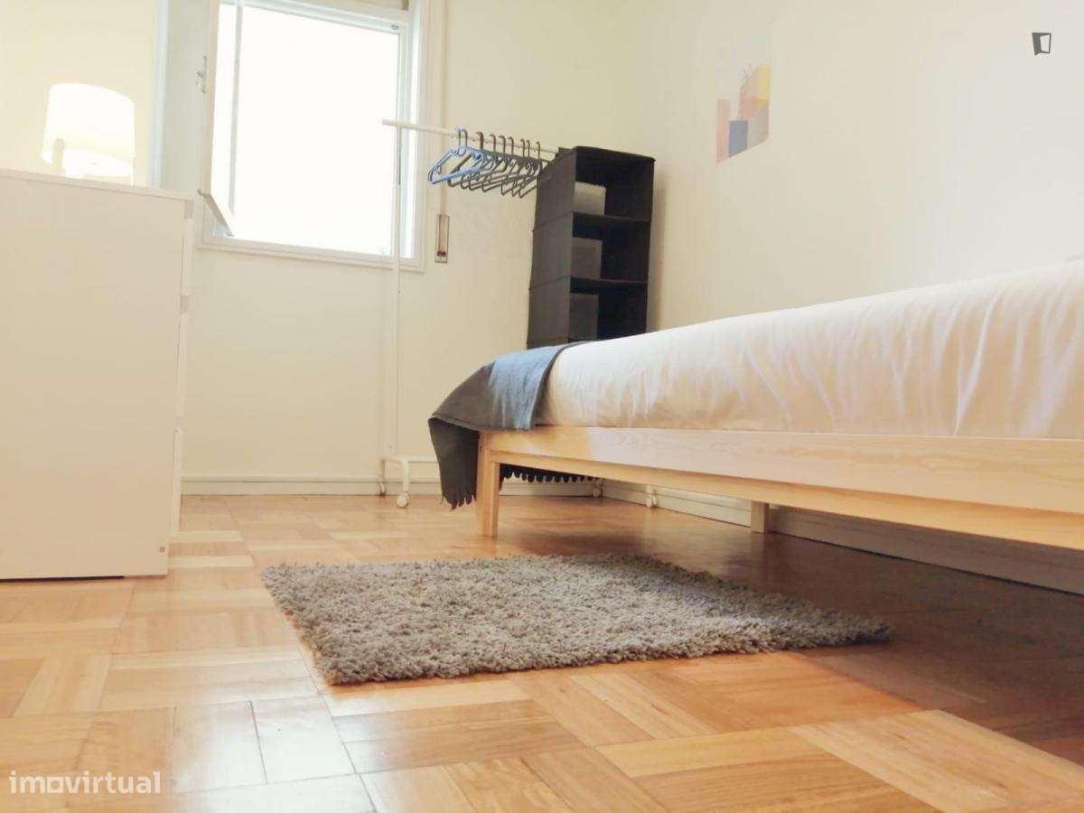 Quarto - localizado em Ramalde Porto - Grande imagem: 5/8