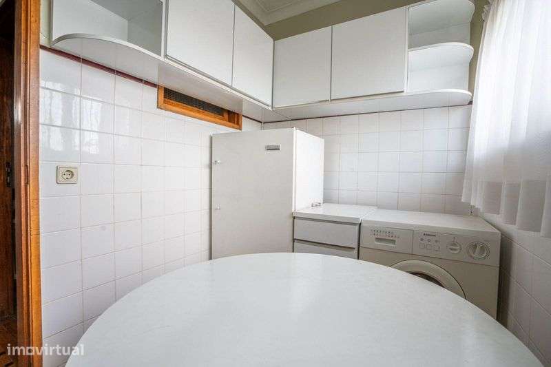 Moradia T2 com vista rio ,próxima à Av. da Répública , V.N.Gaia - Grande imagem: 5/12