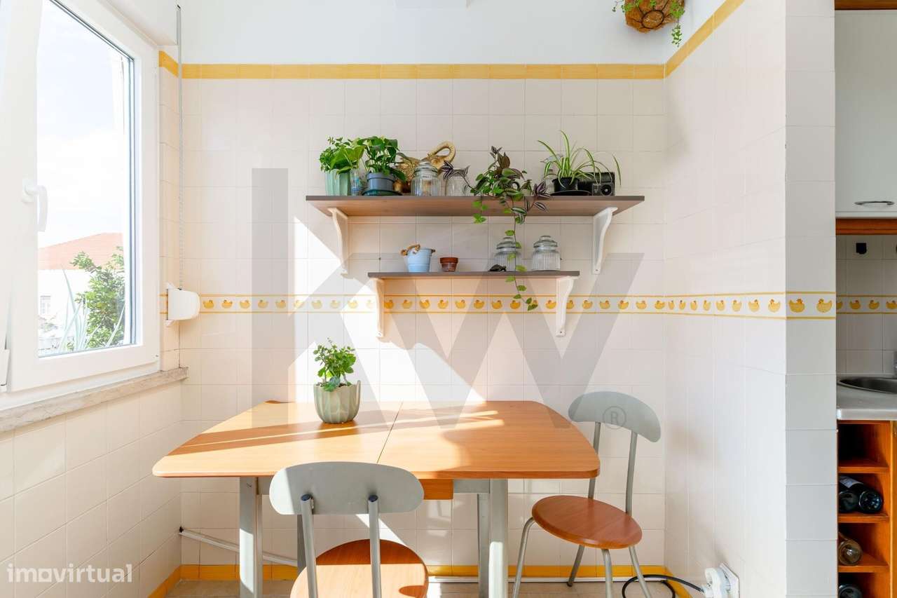 Apartamento T2 no Centro do Barreiro, com bastante Luz Natural, Confor-15
