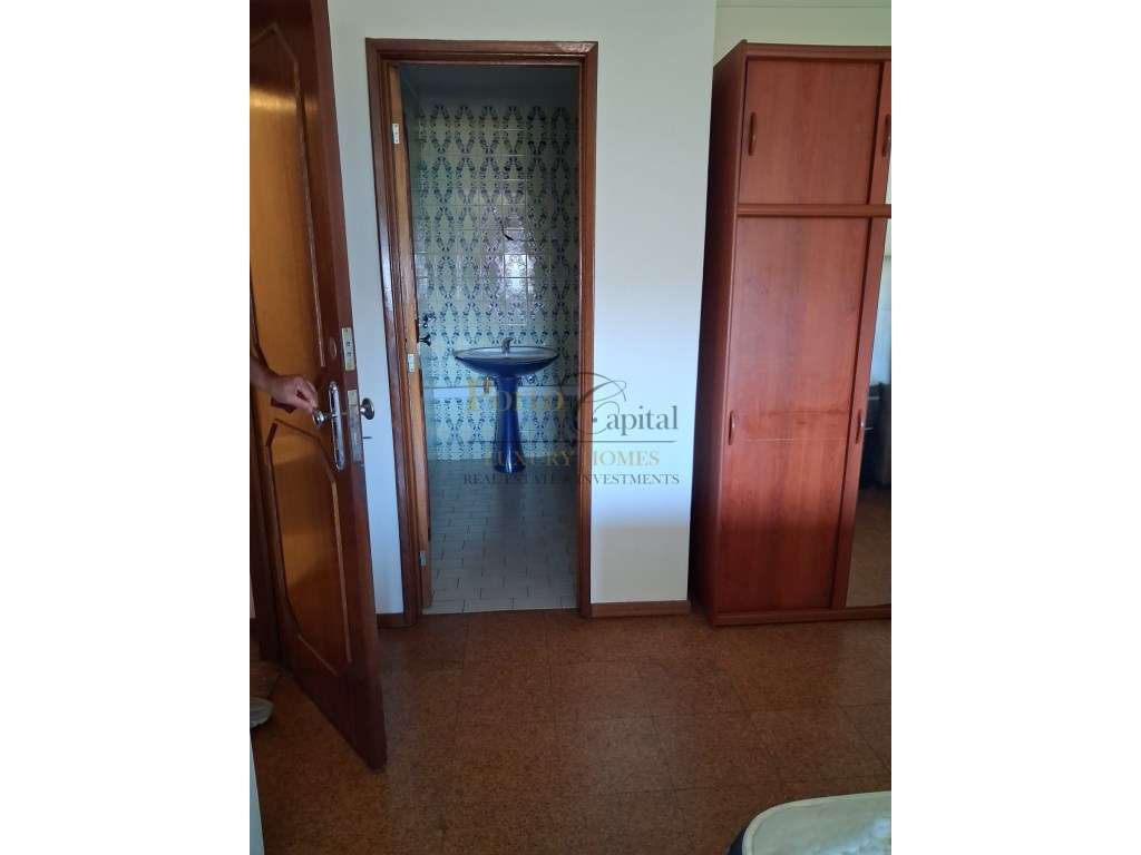 APARTAMENTO T3+1 COM FANTASTICA VISTA SOBRE O DOURO, UMA BOX (3 LUG...-28