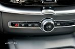 Volvo XC 60 D4 AWD Geartronic Momentum - 28