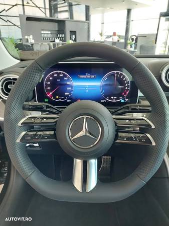 Mercedes-Benz C 300 e 4Matic 9G-TRONIC AMG Line - 18