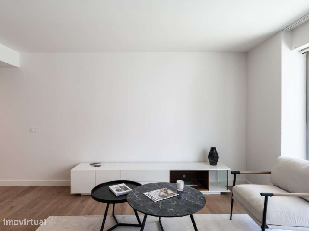 Nova Construção - Apartamento T3 Duplex - Rua Carlos George s/n - O...-9