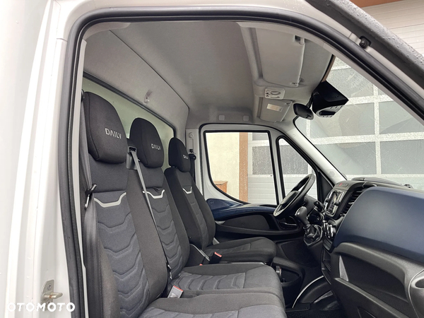 Iveco Daily 3,0 Hi-Matic Winda - 34