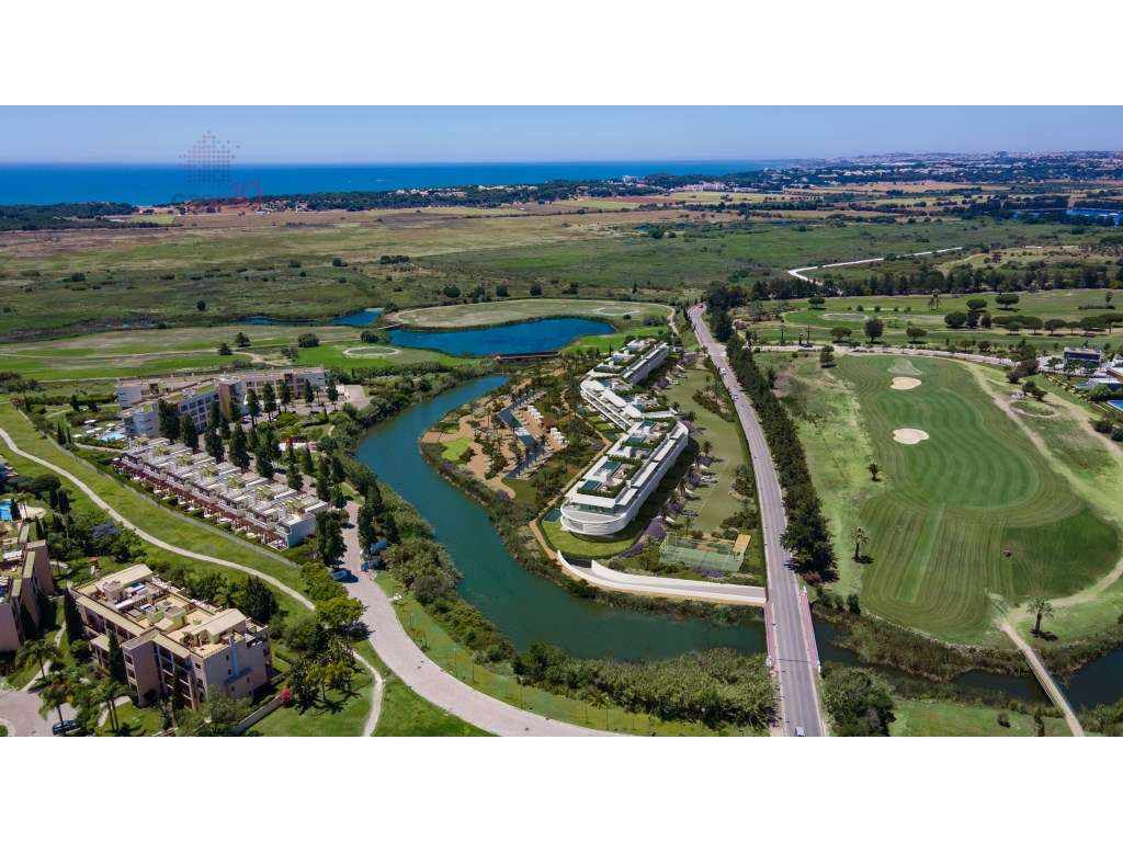 T3 com terraço para venda em Condomínio de Luxo em Vilamoura - Grande imagem: 4/33