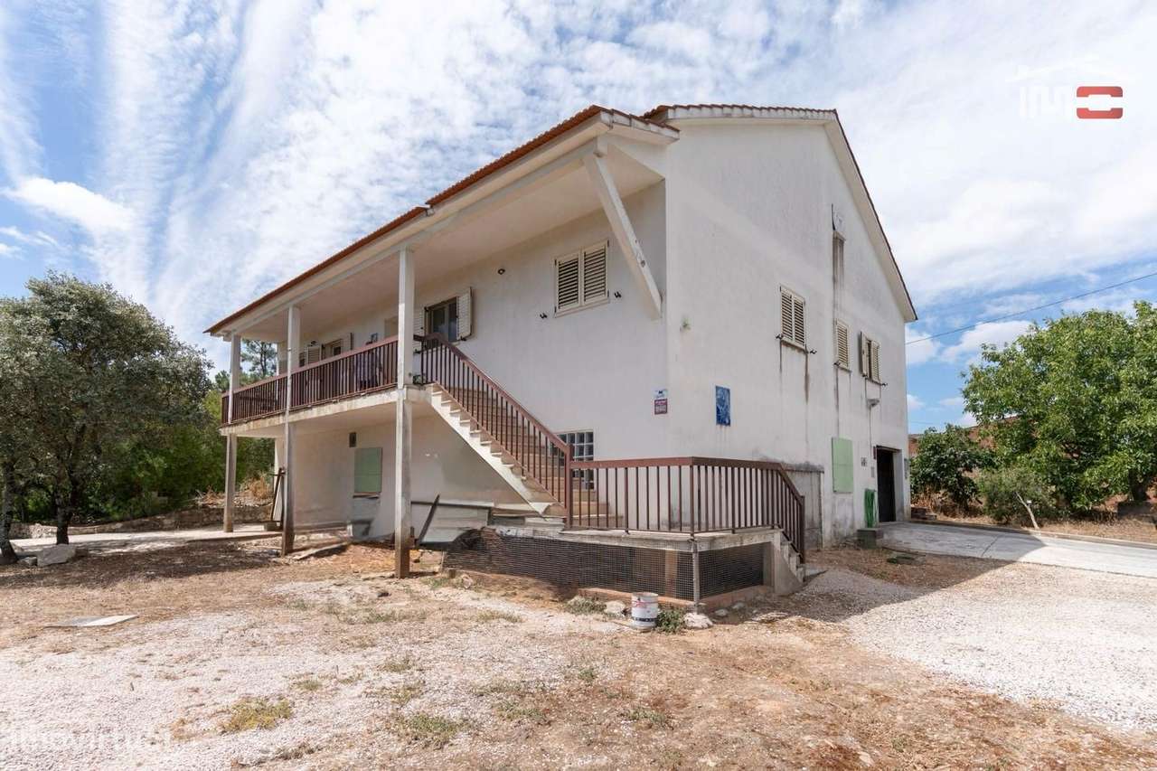 MORADIA T3 COM LICENÇA DE UTILIZAÇÃO, SÓTÃO, GARAGEM, CHURRASQUEIRA... - Grande imagem: 1/32