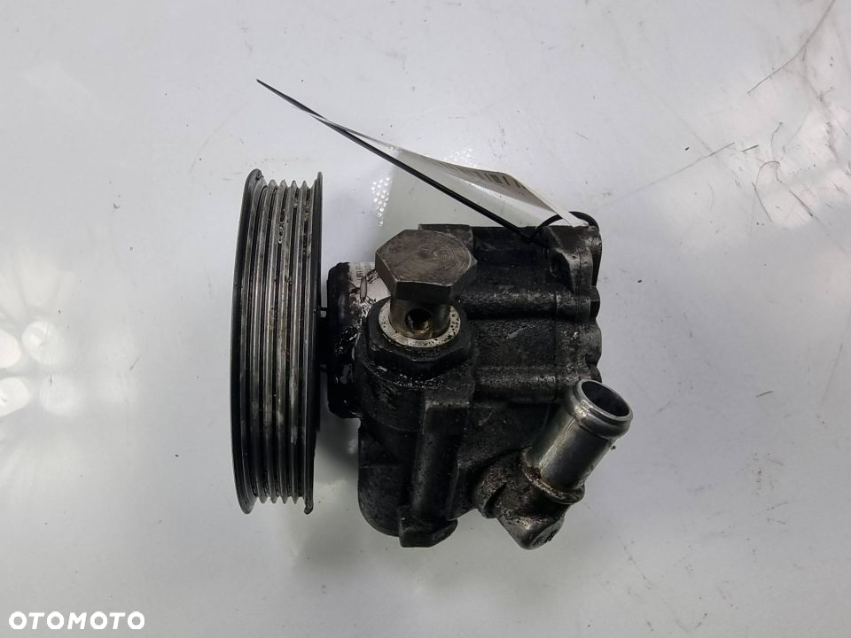 POMPA WSPOMAGANIA AUDI A4 B6 8D0145156 - 2