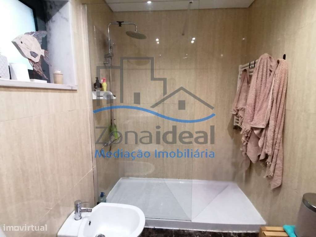 Apartamento T3 com terraço, 2 parqueamentos - Condomínio Top Reside...-16