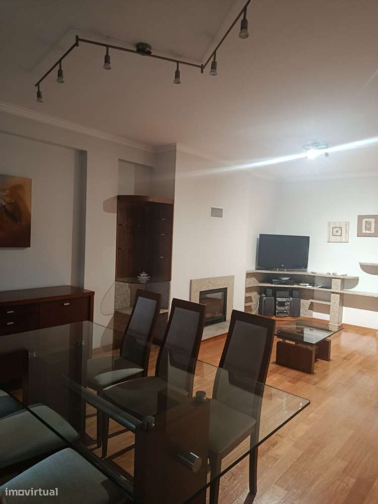 Arrendamento T3 Zona Nogueiró - Grande imagem: 4/32