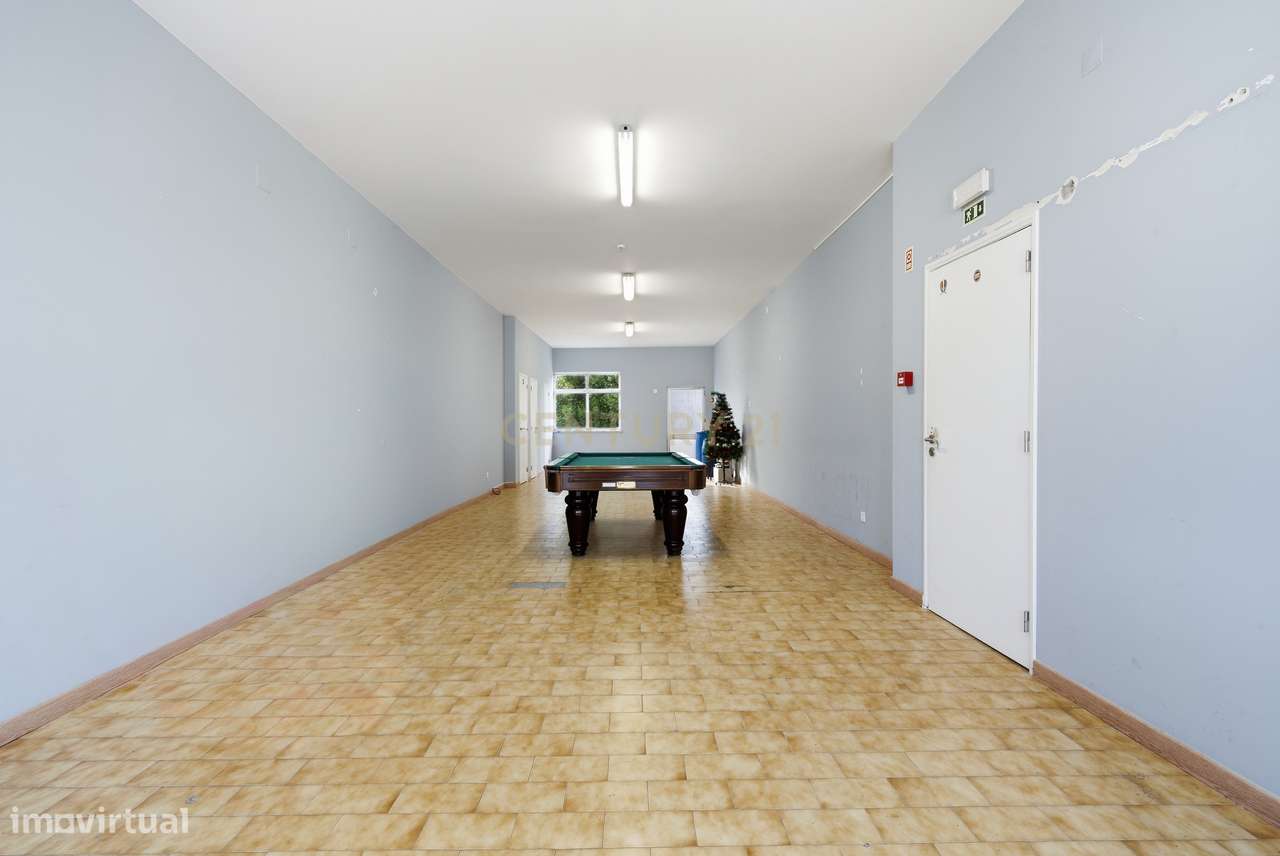 Prédio Comércio  (atualmente em uso na restauração - Café Snackbar)-11