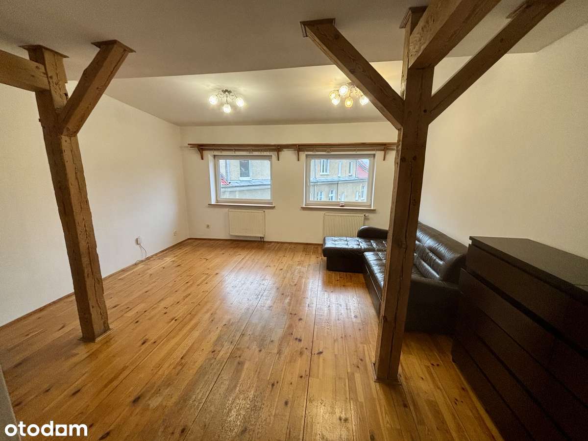 Przestronne 3-pokojowe mieszkanie w centrum Szczecina - Pełny obrazek: 1/14