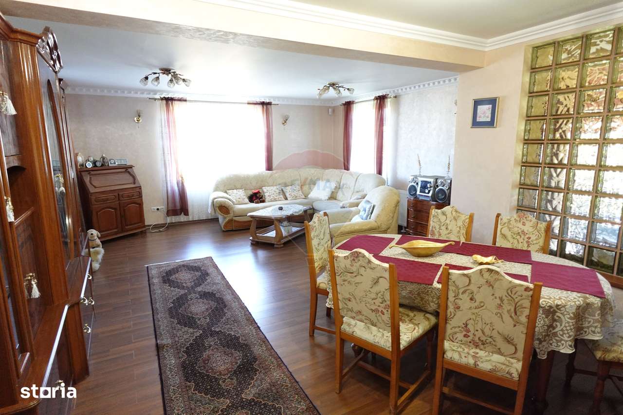 Casă cu 6 camere, de vânzare, în Baia Sprie-14