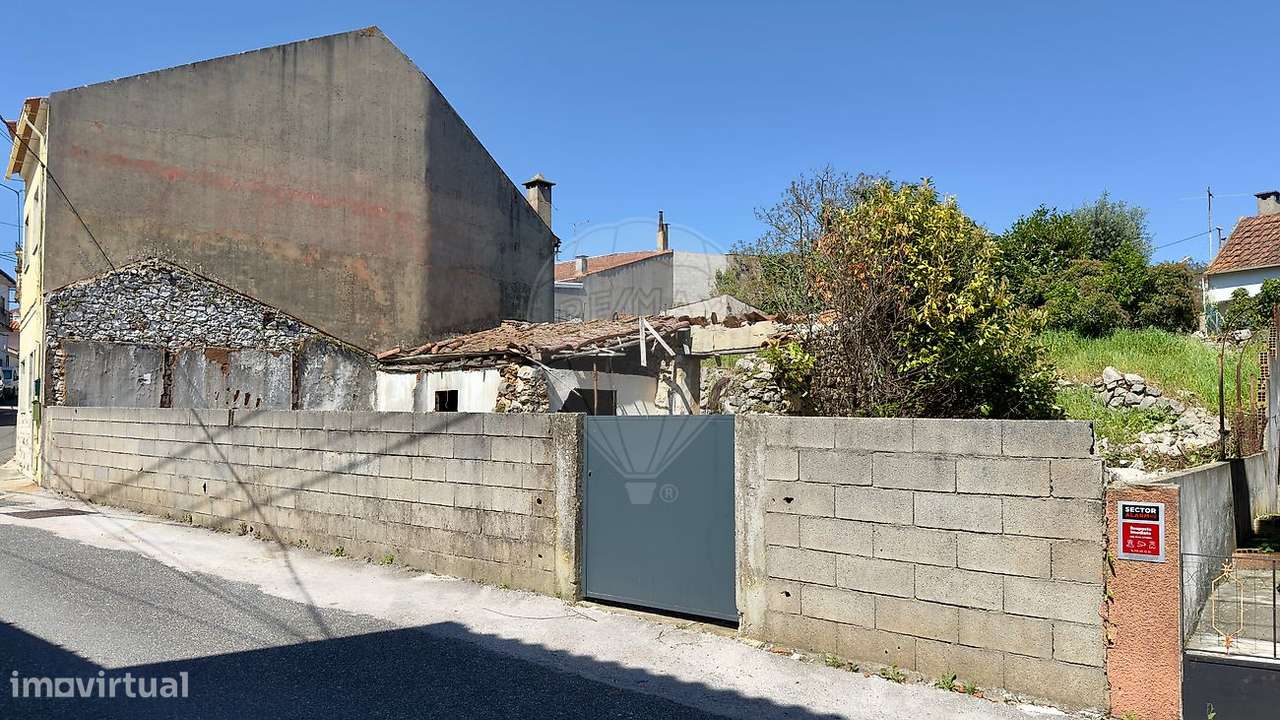 Moradia T0 para venda - Grande imagem: 2/18