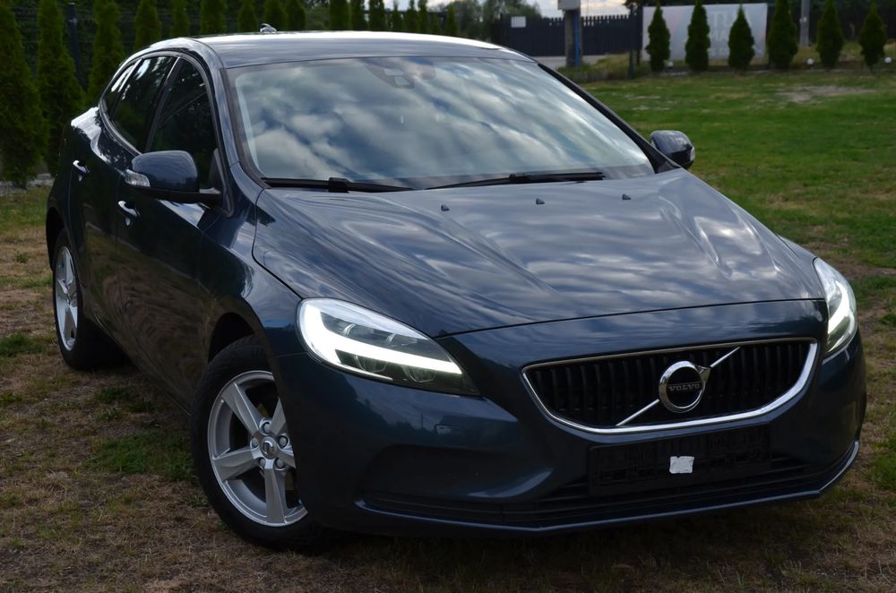 Volvo V40 II (2012-) D2 Kinetic 2017