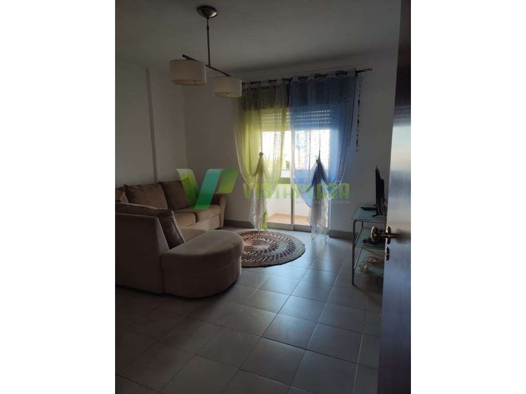 Um T1 arrendamento anual no 25 de Abril em Portimão - Grande imagem: 4/11