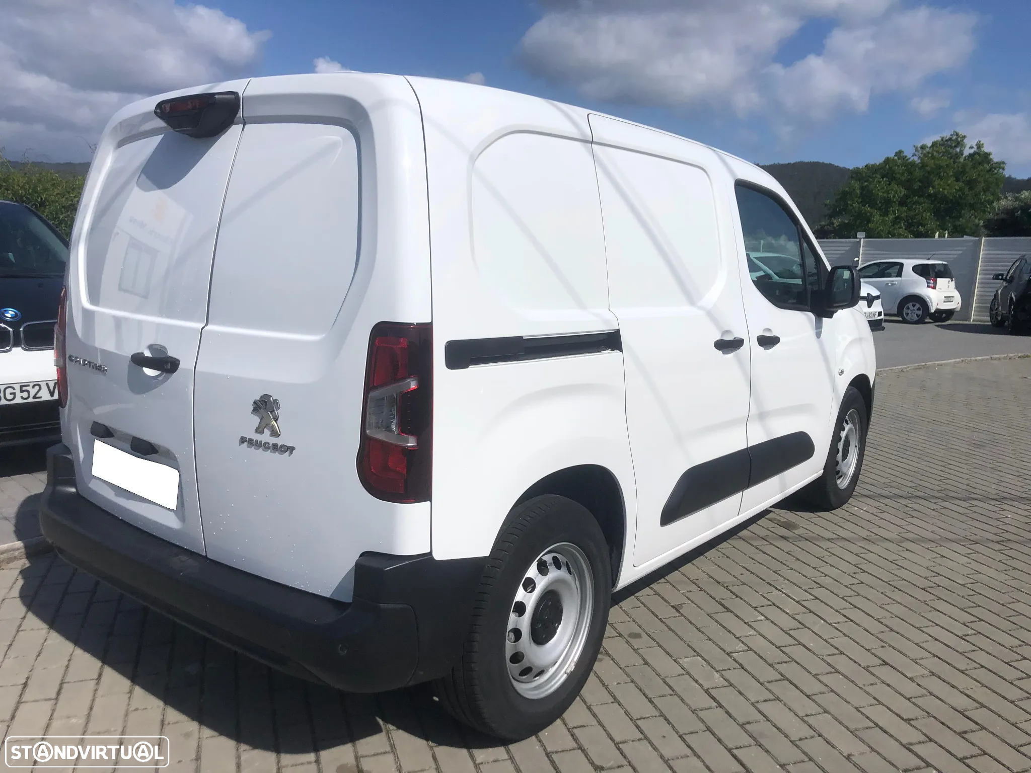 Peugeot e-Partner L2 EHZ (50kWh) Cabine Dupla - 3