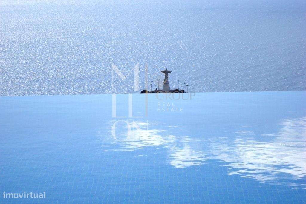 MORADIA DE LUXO T3 NO CRISTO REI COM PISCINA E VISTA MAR I GARAJAU I C - Grande imagem: 2/24