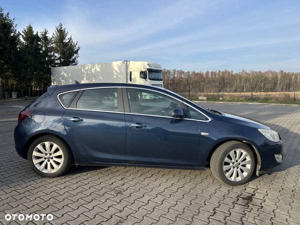 Opel Astra IV 1.6 Cosmo - 7