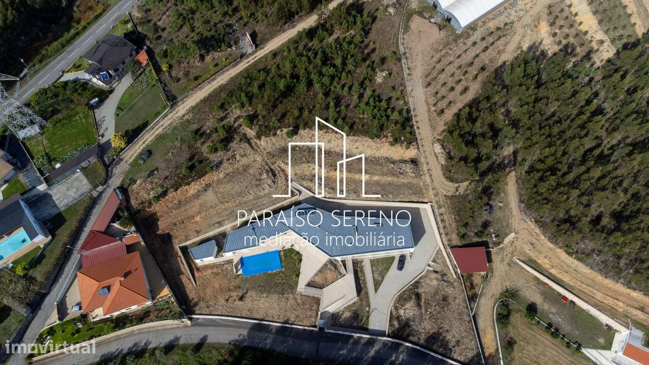 Moradia de Luxo em S. Miguel do Mato-1