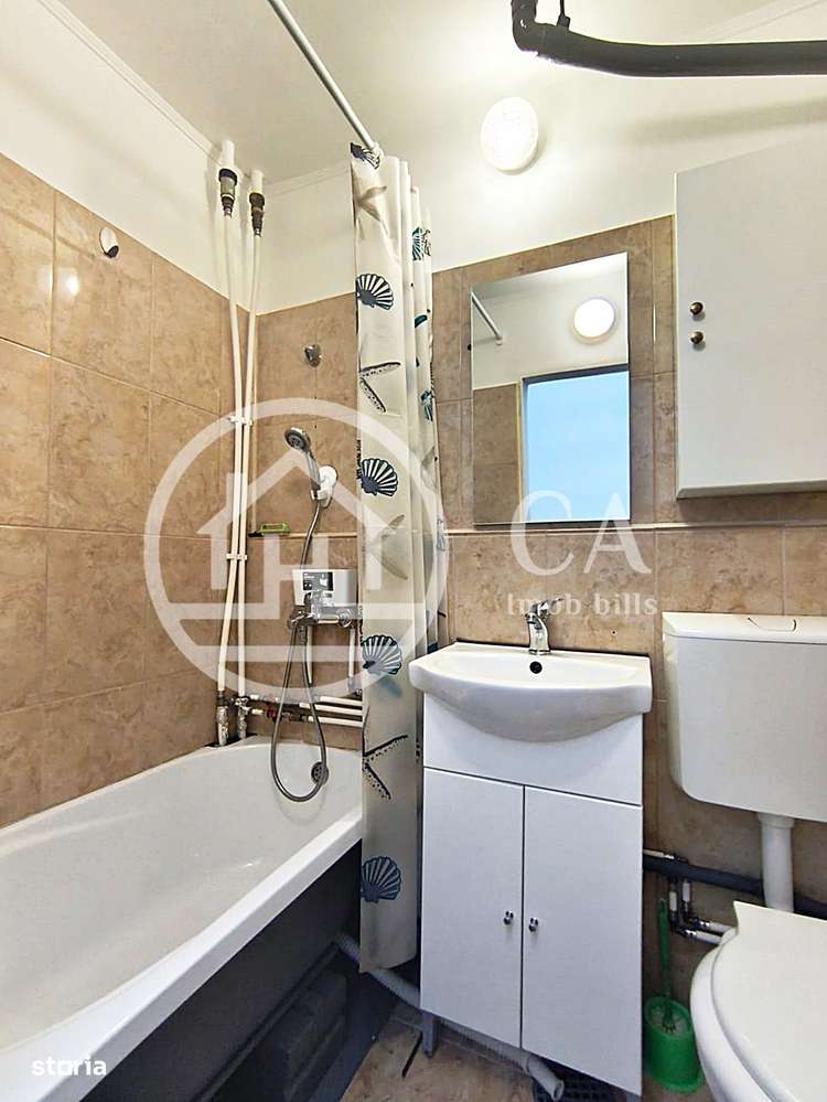 Apartament cu 2 camere de vanzare in zona Rogerius, Oradea - Imagine principală: 5/8