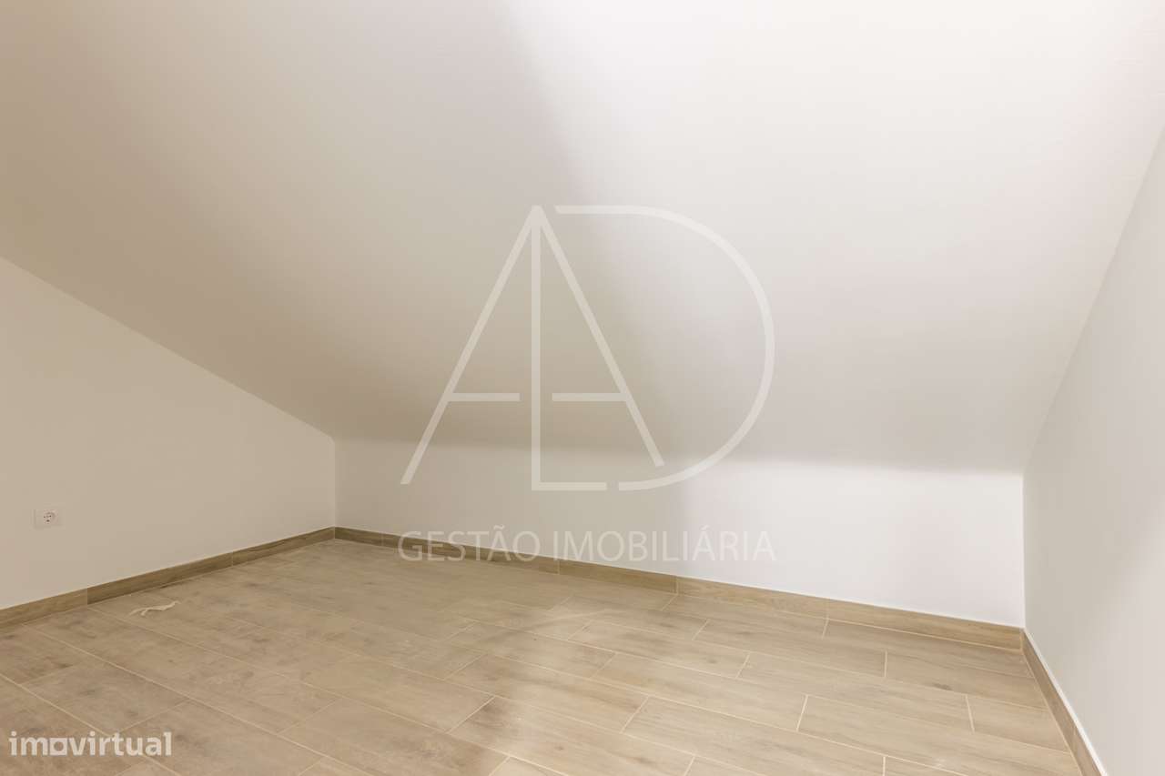 Moradia T3 Premium, Nova,  em Fernão Ferro-21