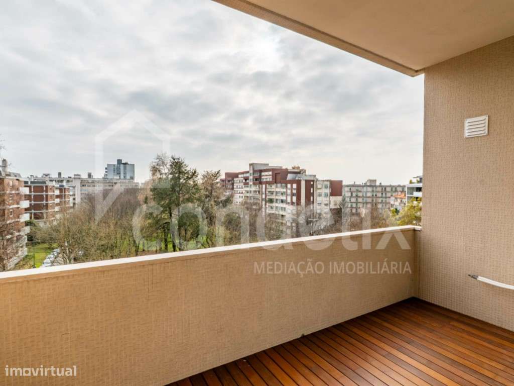 Apartamento T3 Avenida da Boavista, Porto-30