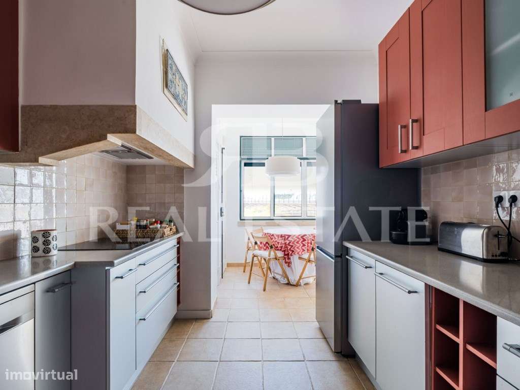 T3 com 1 Suite + Pátio comum e alguma VISTA RIO | RESTELO - Lisboa.-10