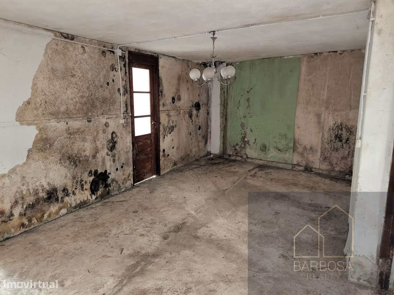 Apartamento T2 Semi-Cave  - Estação Ermesinde - Renovação - BARATO-9