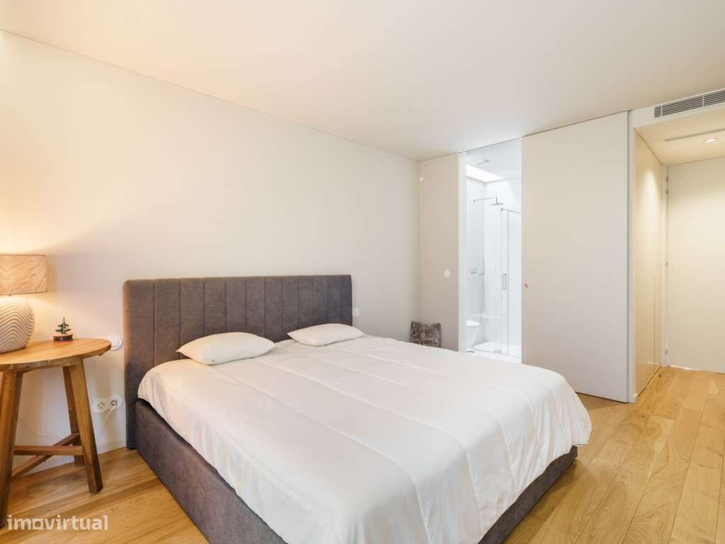 Moradia Exclusiva V4 com Piscina aquecida-35