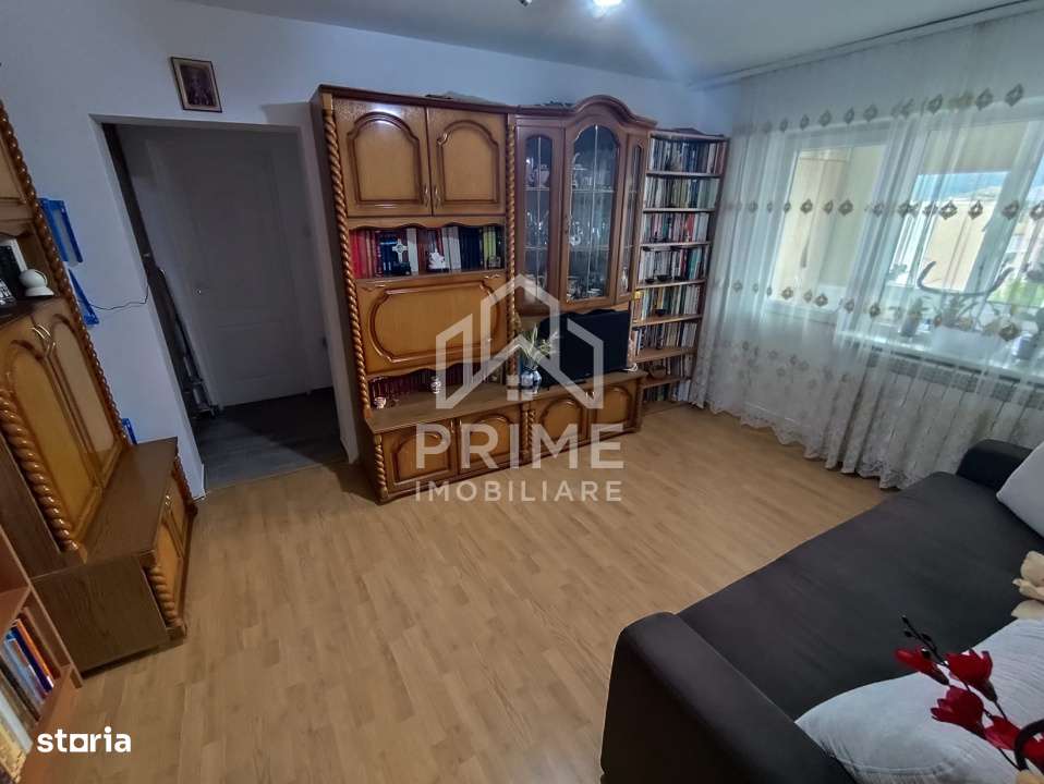 Apartament 2 camere, 37 mp, zona Cugir - Imagine principală: 1/6