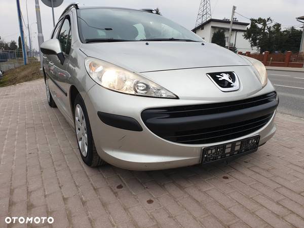 Peugeot 207 1.4 16V Trendy - 19