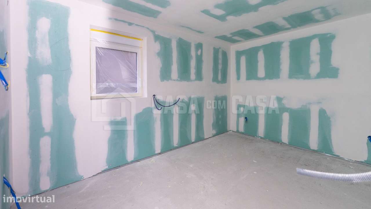 Moradia Geminada V3 em Couto de Cima-6