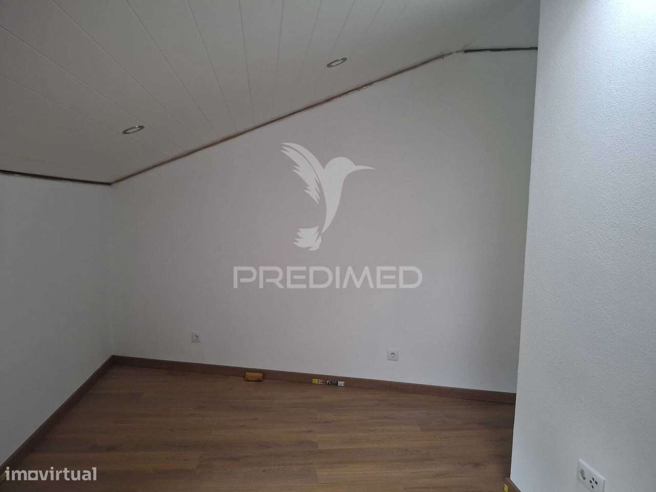 Moradia T2 remodelada em Santana da Carnota (Alenquer) - Grande imagem: 4/11