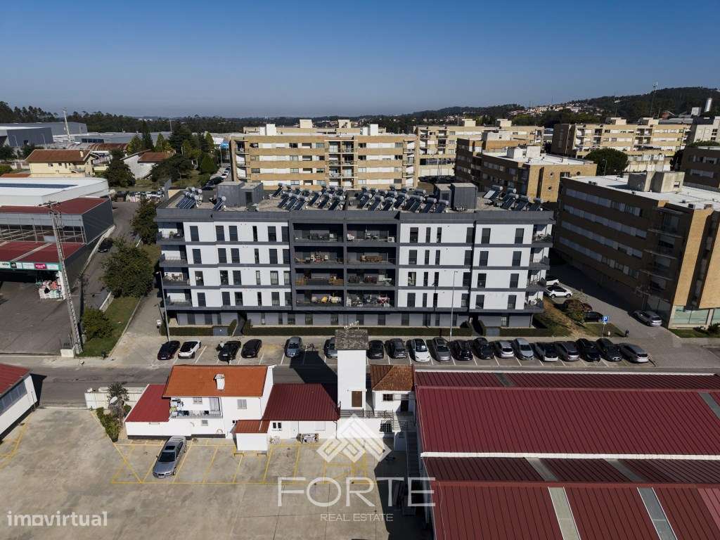 Apartamento T2 no Cavaco em Santa Maria da Feira-34