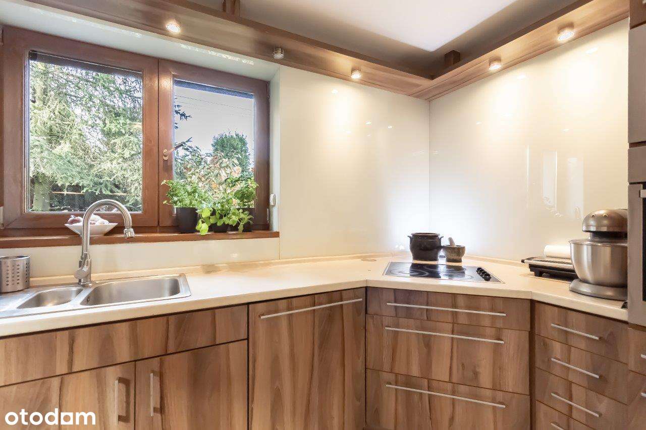 Dom 160m2 w otoczeniu pięknego ogrodu 885m2!-9