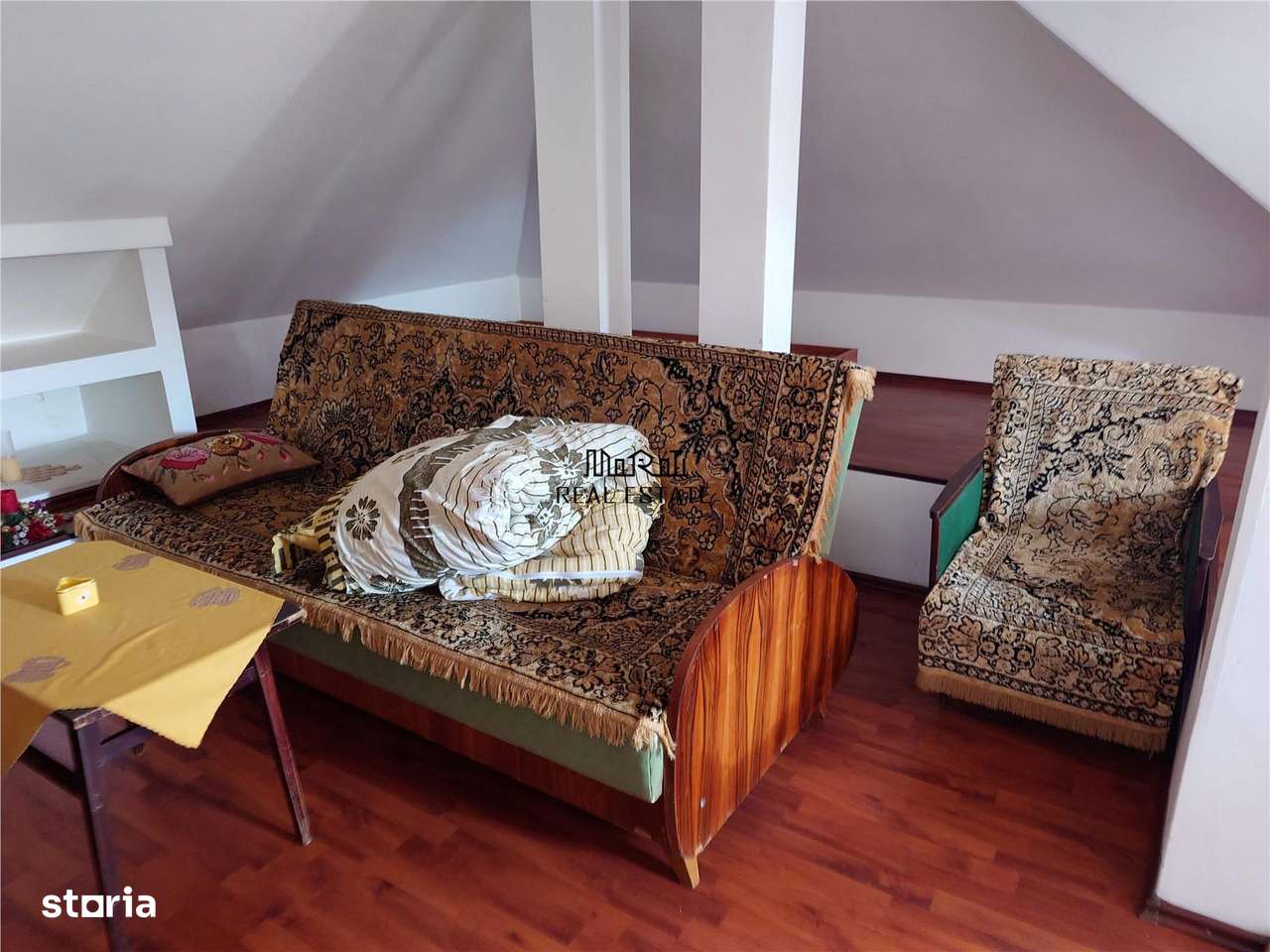 Casa P+M cu teren generos si loturi suplimentare in Baia de Cris-13