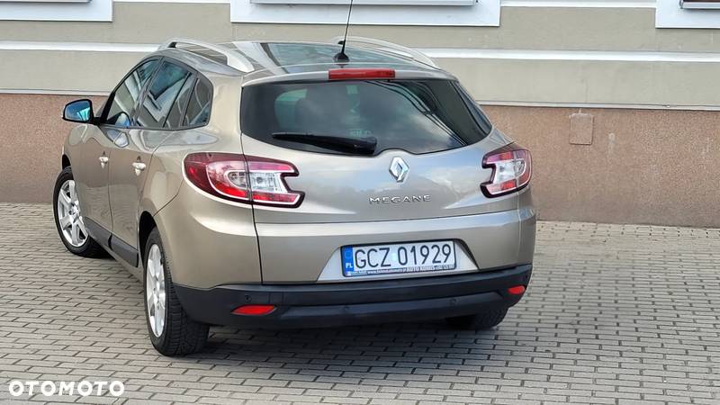 Renault Megane 2.0 140 CVT Dynamique - 10